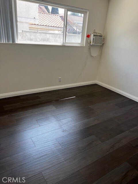 Building Photo - 8036 Whitmore St