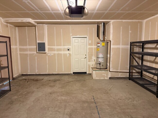 Building Photo - Modern 4 Bedroom w/ Loft Stonegate Area Vacaville *Star Rentals