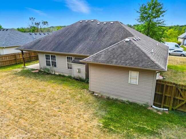 Building Photo - 4809 Bullhead Ln