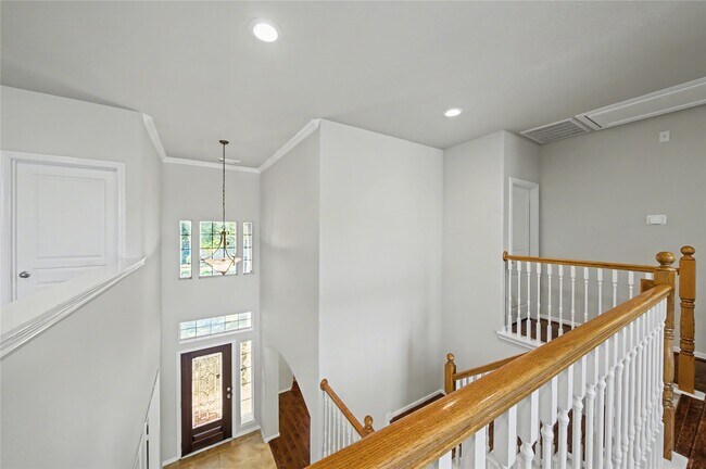 Building Photo - 17422 Memorial Blossom Dr