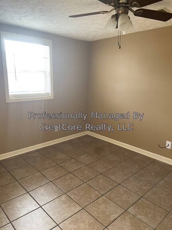 Primary Photo - 101 W Taylor St