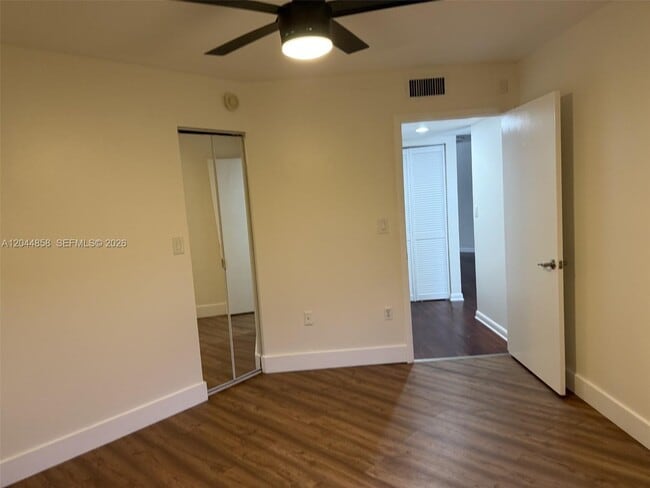 Building Photo - 9686 SW 138th Ave