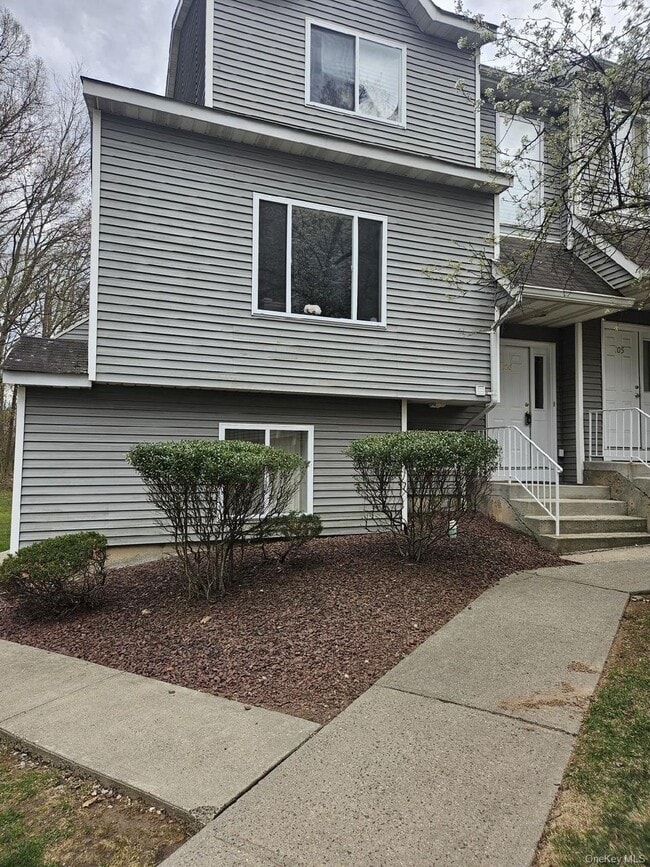 Building Photo - 106 Arlington Ct