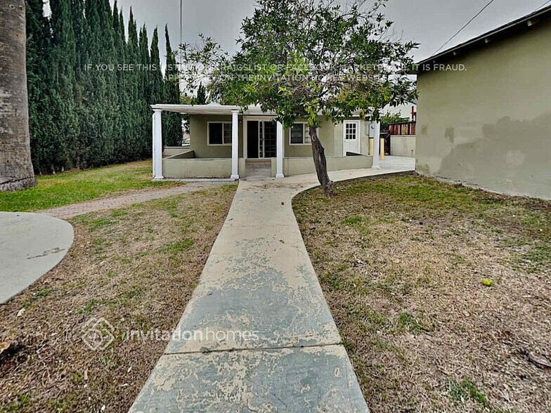 Building Photo - 2906 N Frederic St