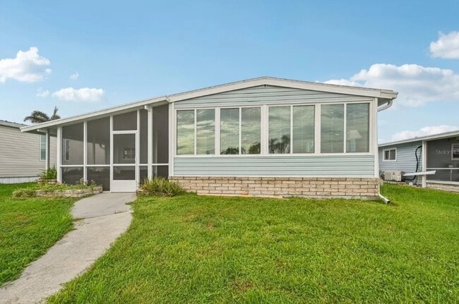 Building Photo - 106 Lazy River Rd