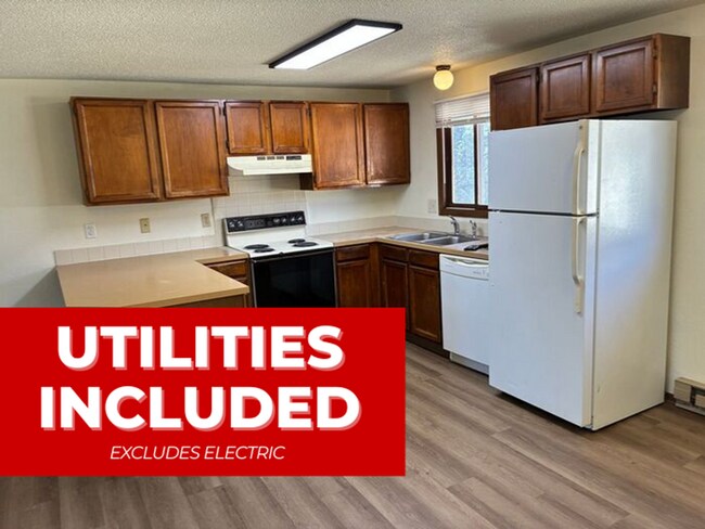 Primary Photo - Cozy 2 Bed/1 Bath Apartment in North Lovel...