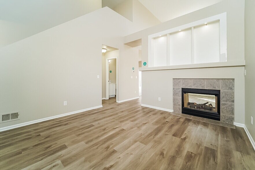 Building Photo - 4914 Collingswood Dr