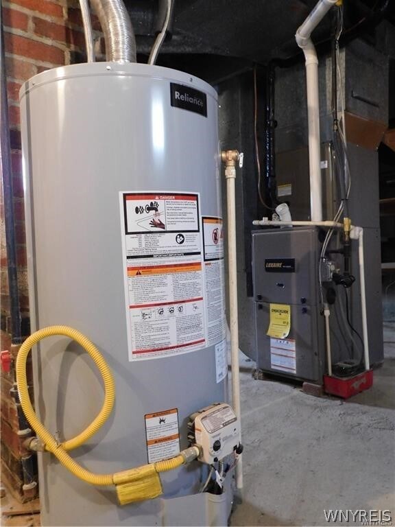 Building Photo - 172 Wellsville St