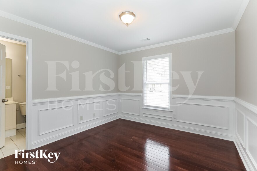 Building Photo - 925 Havenstone Walk SW