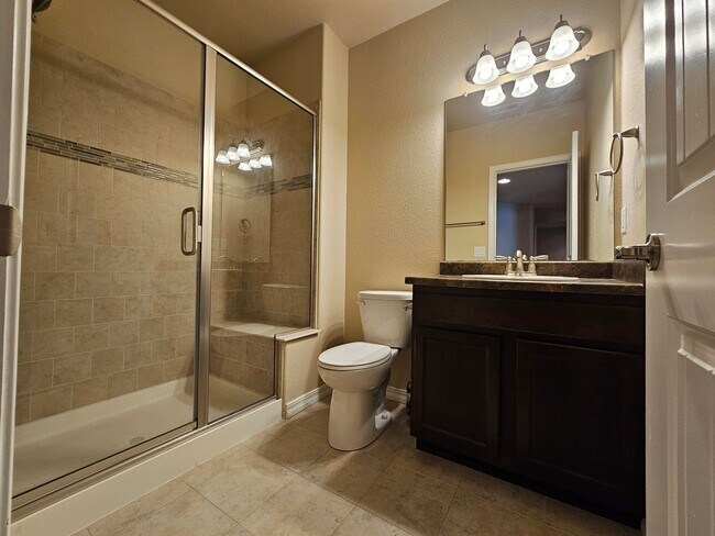 Building Photo - 3 Bed 3 Bath House in Wolf Ranch!!