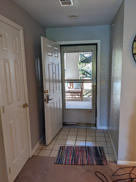 Building Photo - 180 W Rockford Dr