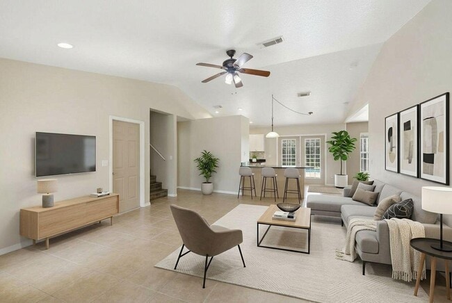 Building Photo - 1707 SE Manth Ln