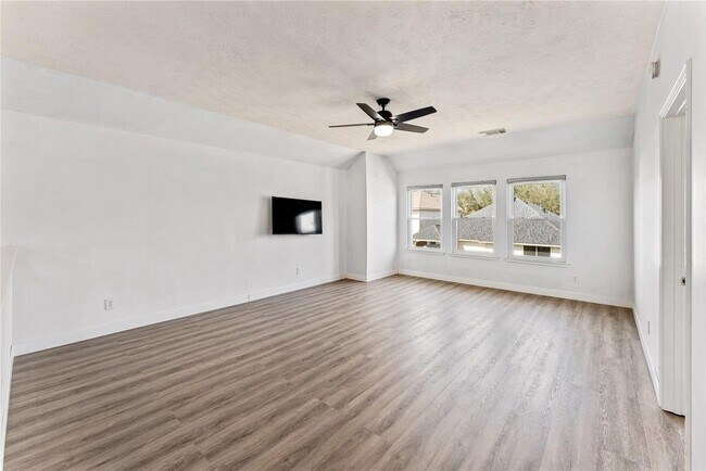 Building Photo - 19106 Spring Meadows Ln