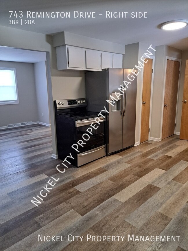 Building Photo - 743 Remington Dr