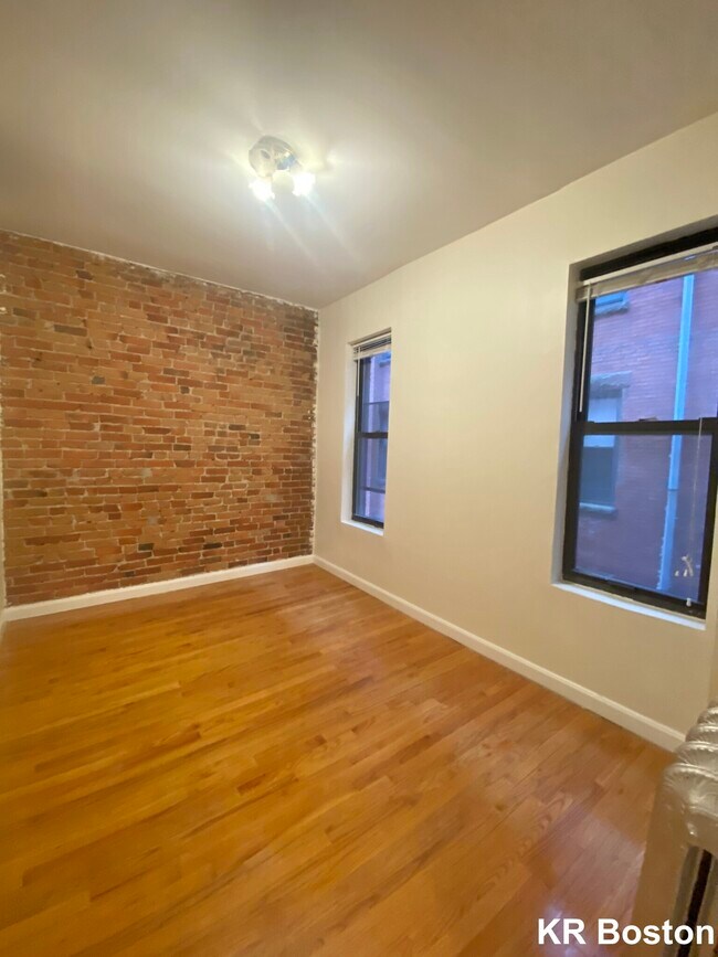 Building Photo - 320 Huntington Ave