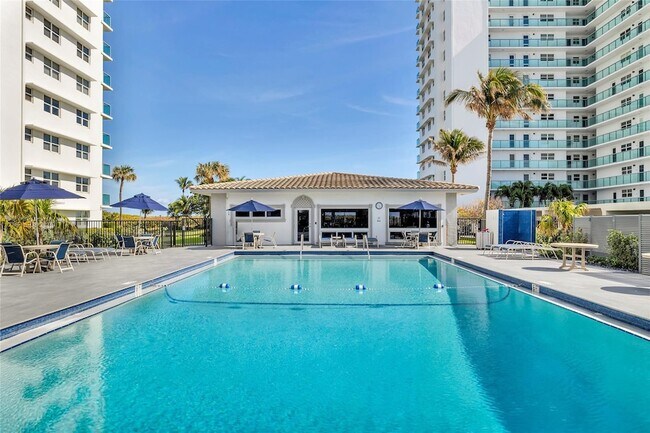 Building Photo - 1610 N Ocean Blvd