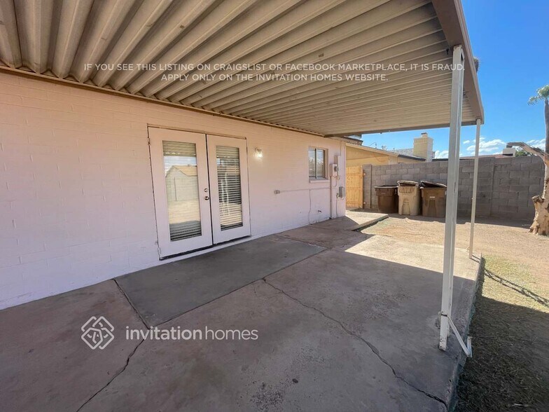 Building Photo - 7224 W North Ln