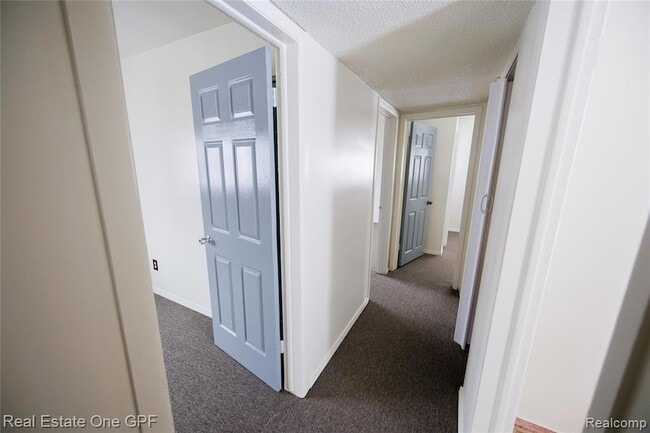 Building Photo - 14960 Alberta Ave