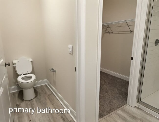 Building Photo - 15-17 Florence Sarah Ln