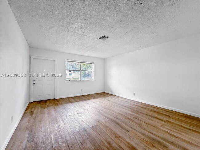 Building Photo - 1725 NW 54th Terrace