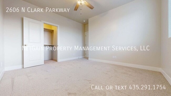 Building Photo - 2606 N Clark Pkwy