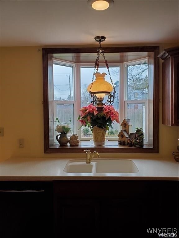 Building Photo - 26 Temple Pl