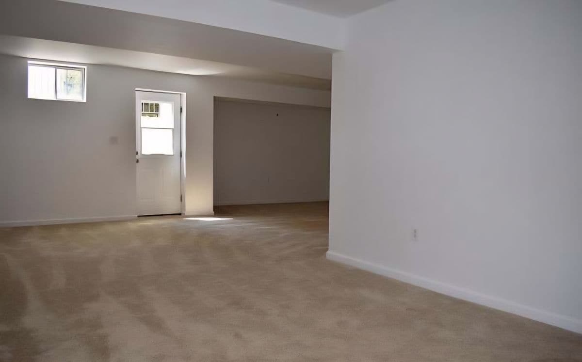 Building Photo - 7205 Ballantrae Ct