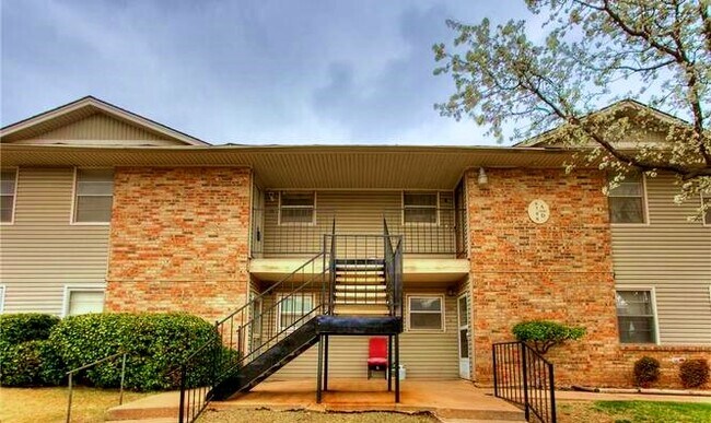 Building Photo - 6700 N Meridian Ave