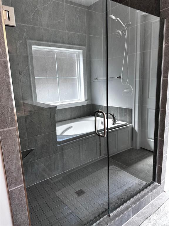 Building Photo - 1425 Charleston Dr