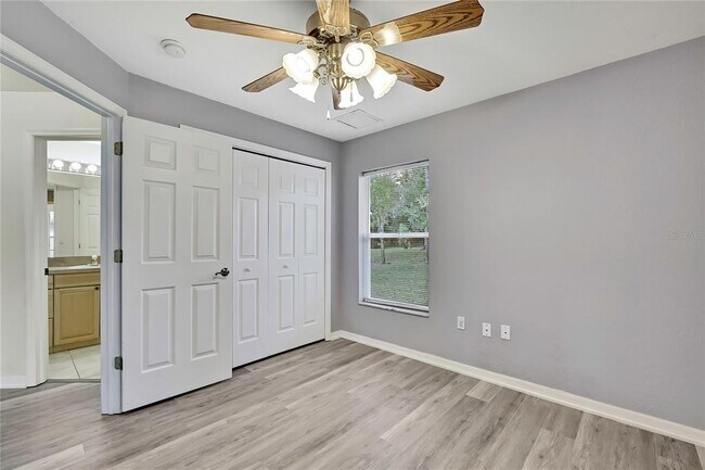 Building Photo - 12052 Jade Ave