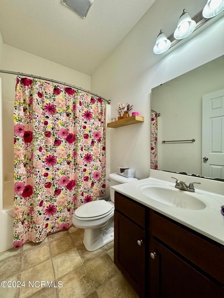 Building Photo - 3112 Catarina Ln