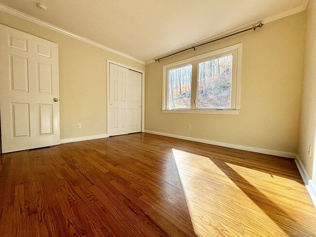 Building Photo - 43 Kent Hills Ln