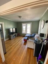 Building Photo - 10 Burtt St