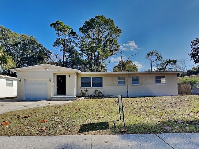 Building Photo - 3403 Rogero Rd