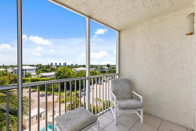 Building Photo - 5800 Bonita Beach Rd SW