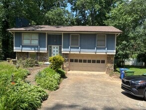Building Photo - 77 Overlook Rd
