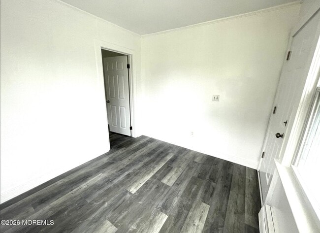 Building Photo - 11 St Peters Pl