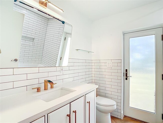 Building Photo - 13211 Pleasant Hill Farm Rd