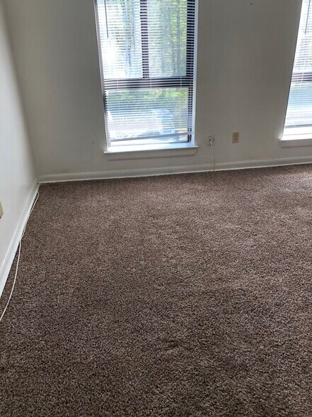 Living Room #2 - 1631 Gainesville St SE