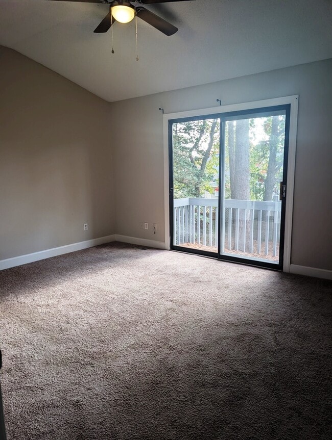 Building Photo - 3503 Christopher Dr NW