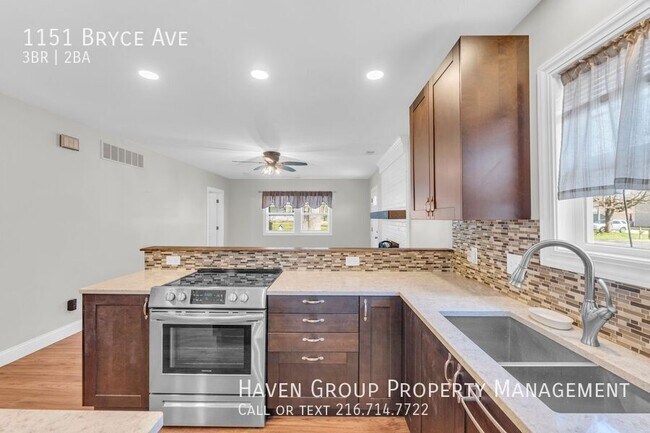 Building Photo - 1151 Bryce Ave