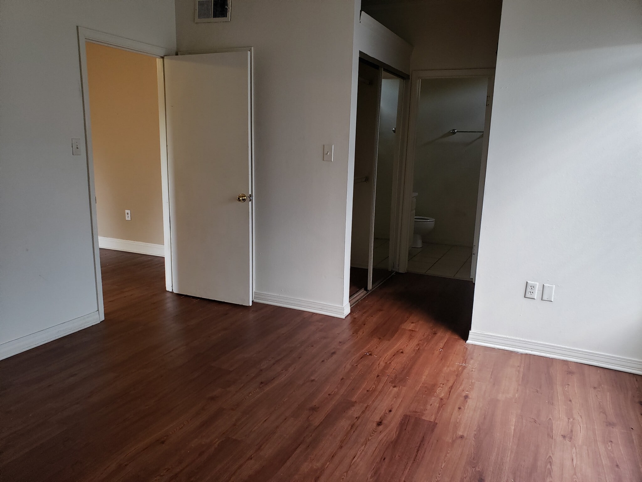 Building Photo - 8083 Bayou Fountain Ave