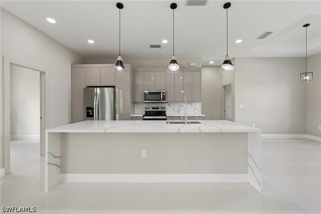 Building Photo - 2903 37th St W