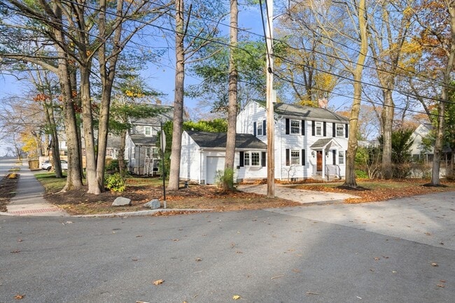 Building Photo - 39 Harland Rd