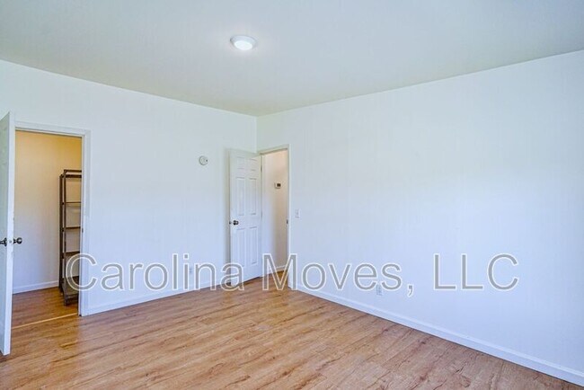 Building Photo - 78 Old McElhaney Rd