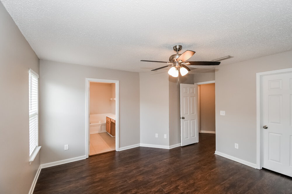 Building Photo - 228 Prince Phillip Dr
