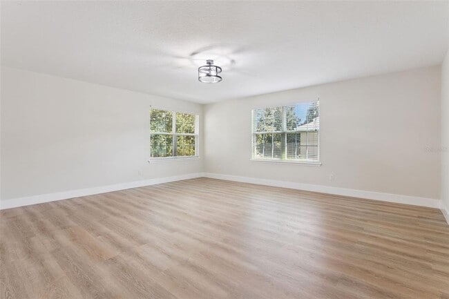 Building Photo - 6615 Helmsley Cir