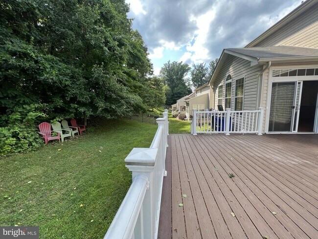 Building Photo - 4511 Nightingale Ct