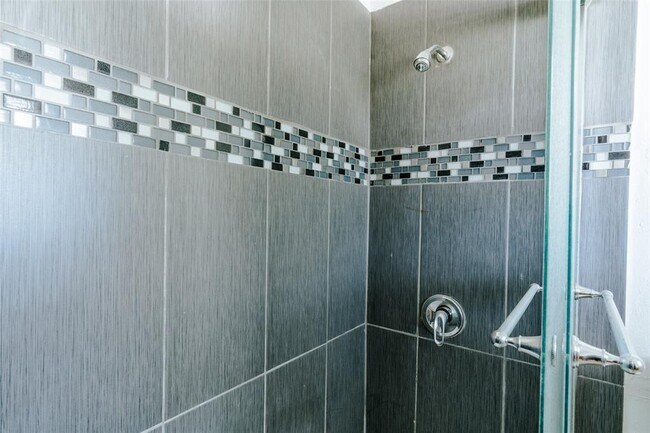 Building Photo - 23393 Nameless Rd