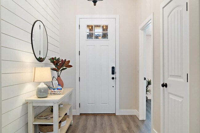 Building Photo - 3273 2530 S